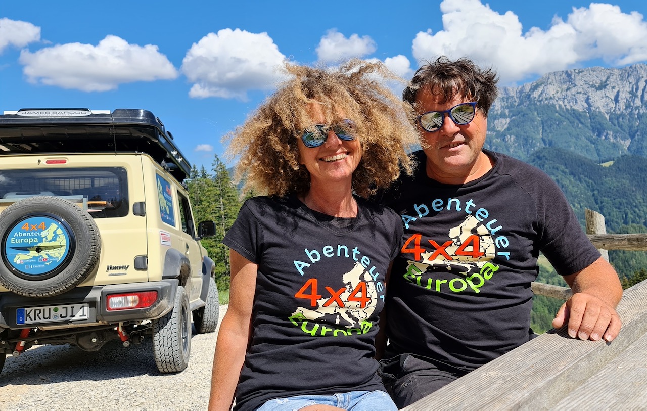 Martin et Dana avec Suzuki Jimny